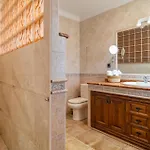 Vakantiehuis Stunning In With Wifi Marbella